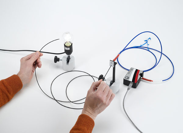 Spectrele_de_absorbtie_ale_ghidului_de_unda_optic_PMMA__Inregistrare_si_evaluare_cu_un_spectrofotometru Spectrele de absorbtie ale ghidului de unda optic PMMA